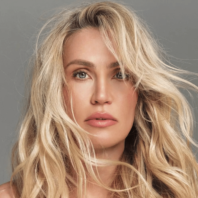 Willa Ford AI Voice