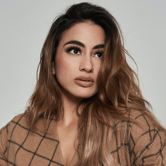 Ally Brooke 01
