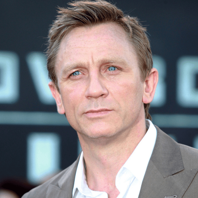 Daniel Craig