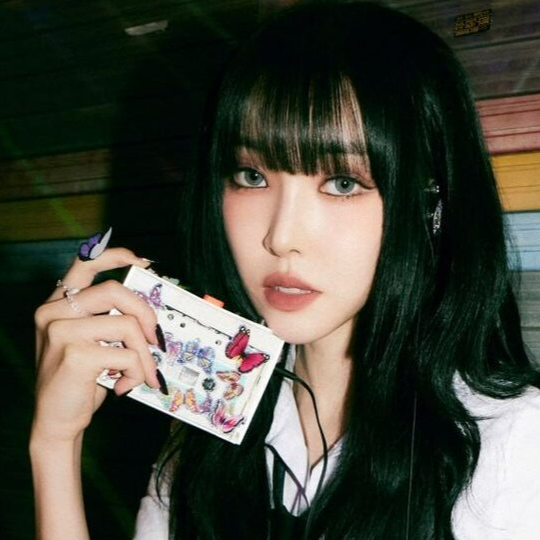 Yuju (GFRIEND)