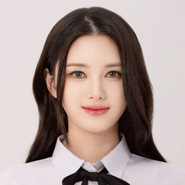 Mayu (TripleS)
