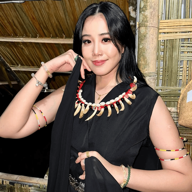 Dewi Liana Seriestha