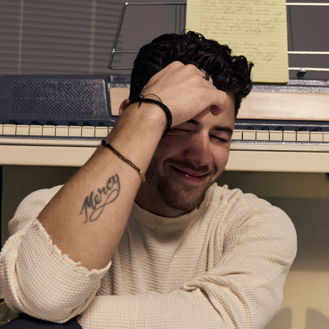 Nick Jonas (falsetto)
