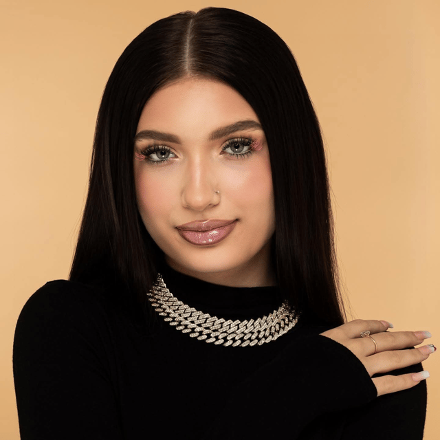 Viki Gabor