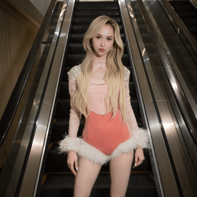 Hannah 4EVE