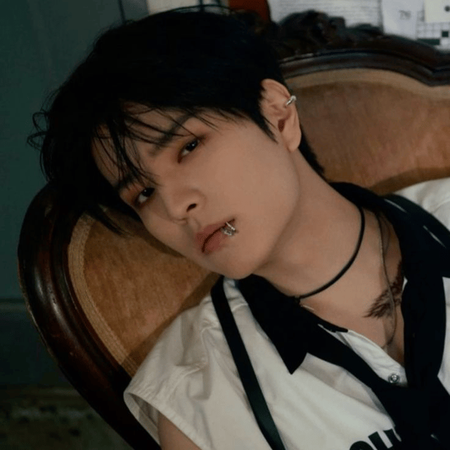 SEUNGMIN OF STRAY KIDS