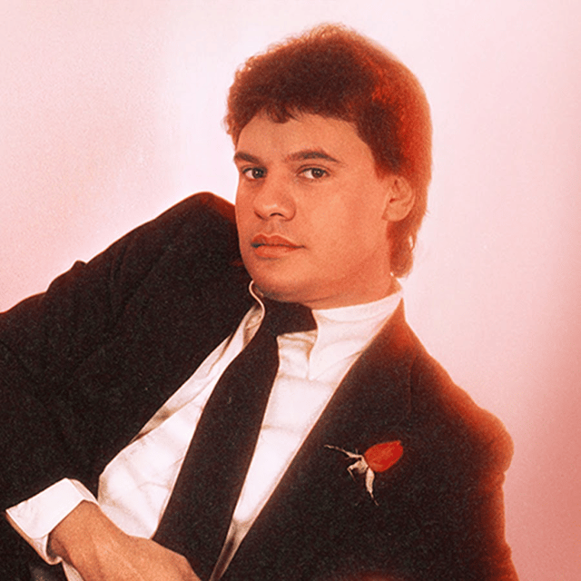 Juan Gabriel ( El Divo de Juárez )