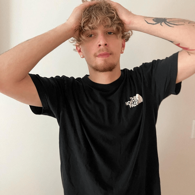 white soundcloud rapper  AI Voice