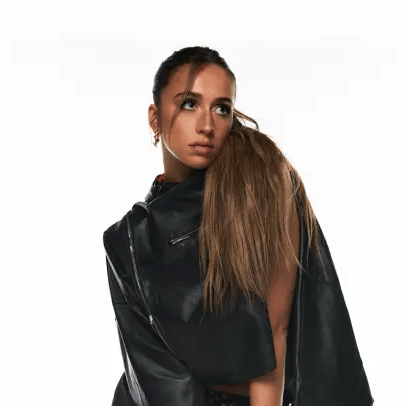 Tate McRae (aiverse) model Image