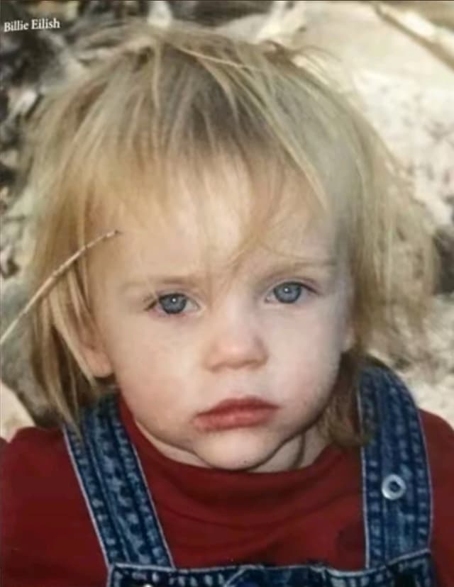 Ilovbillieeilish profile picture