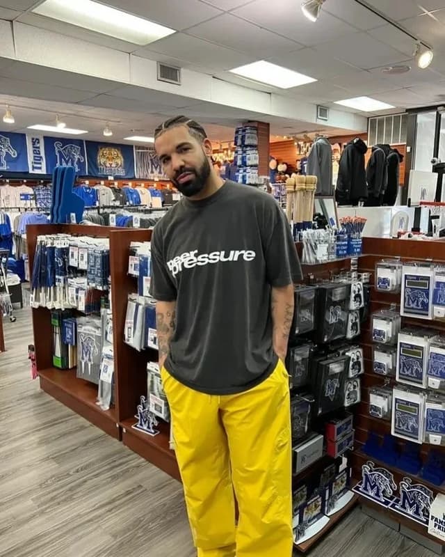 ovo_zac profile picture