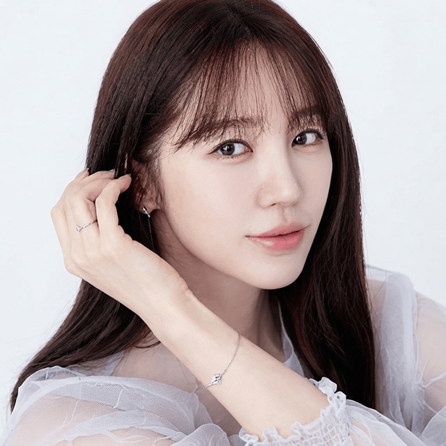 Yoon EunHye (윤은혜) AI Voice