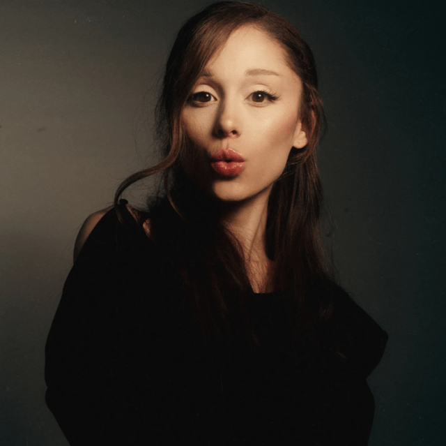 Ariana Grande (petal Era) AI Voice