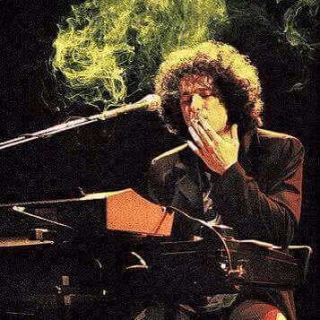 Andrés calamaro ( 80-90s ) AI Voice