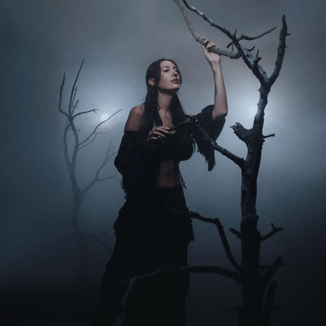 Julia wolf  AI Voice