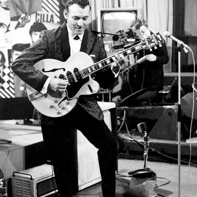 Carl Perkins AI Voice