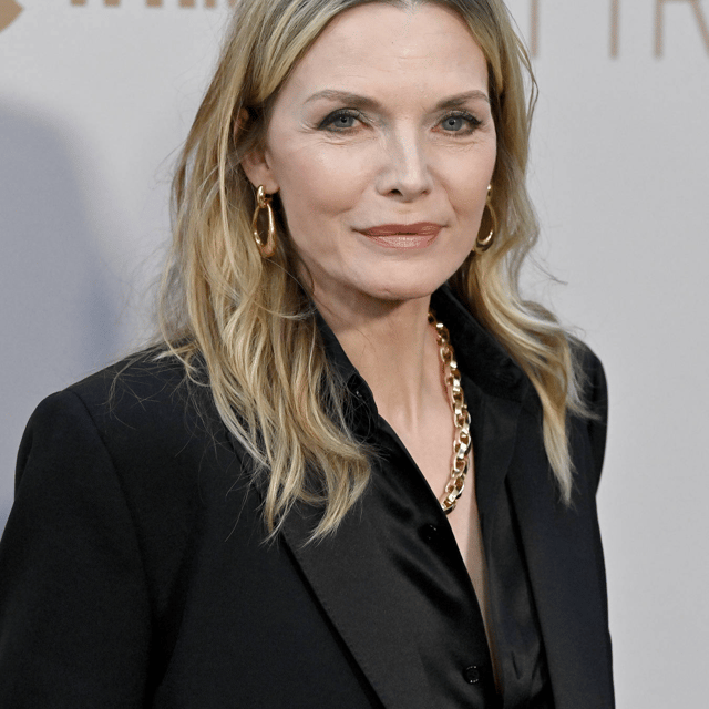 Michelle Pfeiffer AI Voice