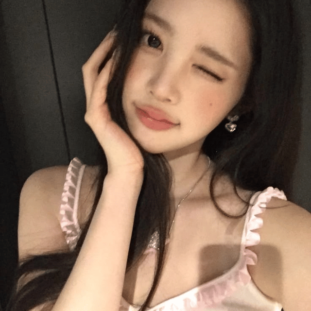 Hearts2Hearts A-na AI Voice