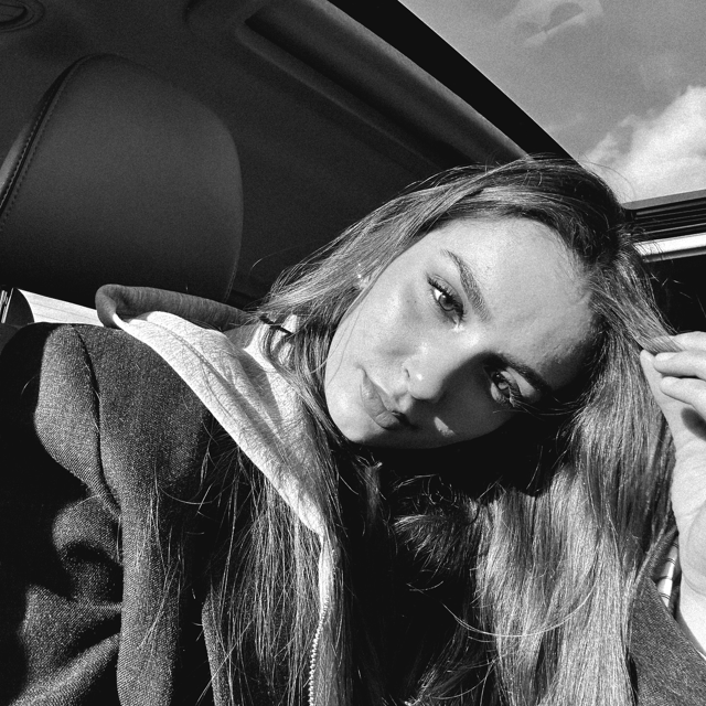 sola chanteuse belge  Image