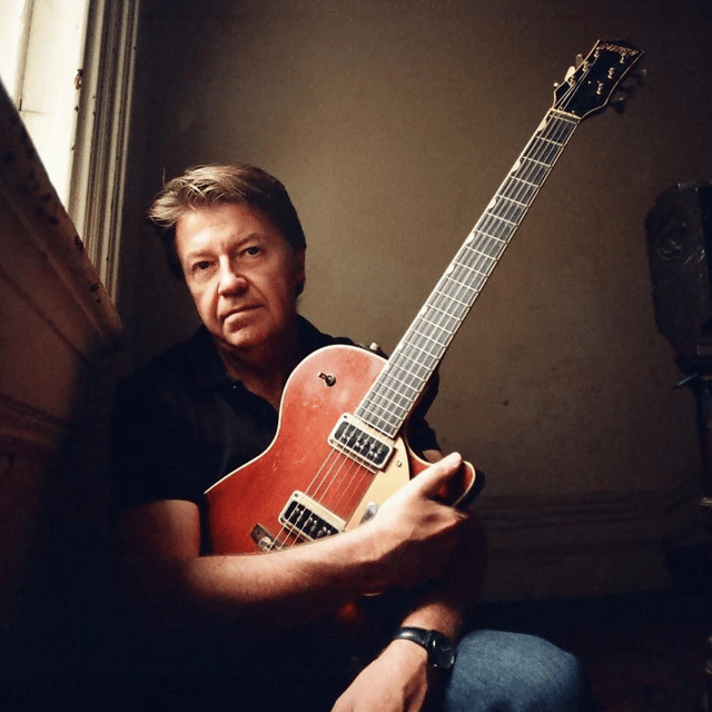 Mark Punch (Wiggly Backing Vocals) Image