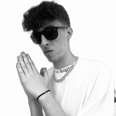 RichHun V2 AI Voice