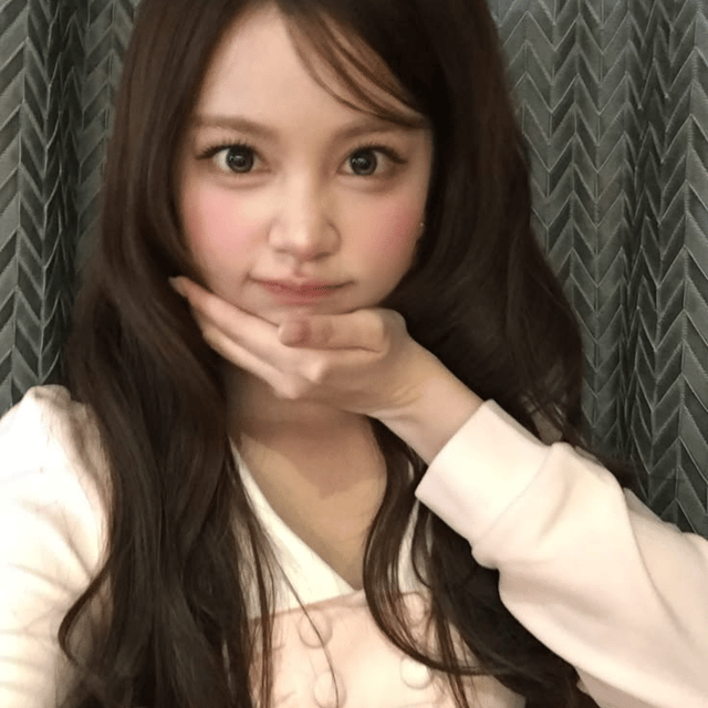 Hearts2Hearts carmen AI Voice