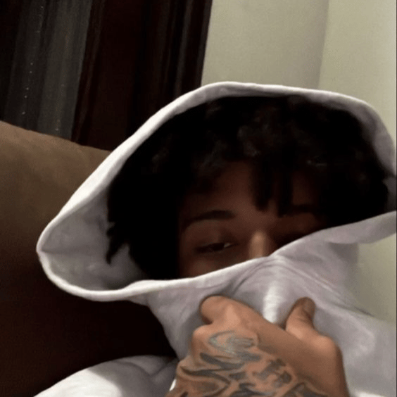 AYWHODIS AI Voice