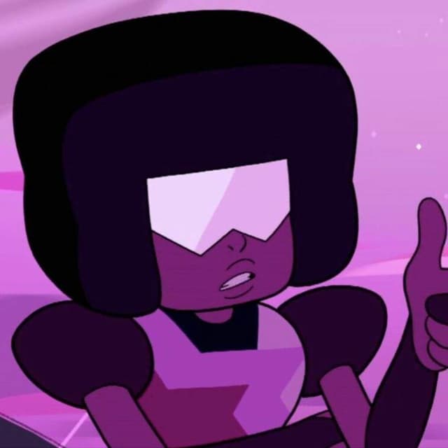 Garnet (Latino) Image