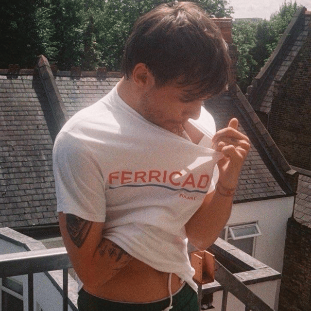 Louis Tomlinson HQ Image