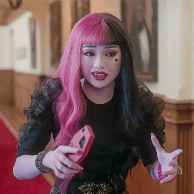 Draculaura  AI Voice