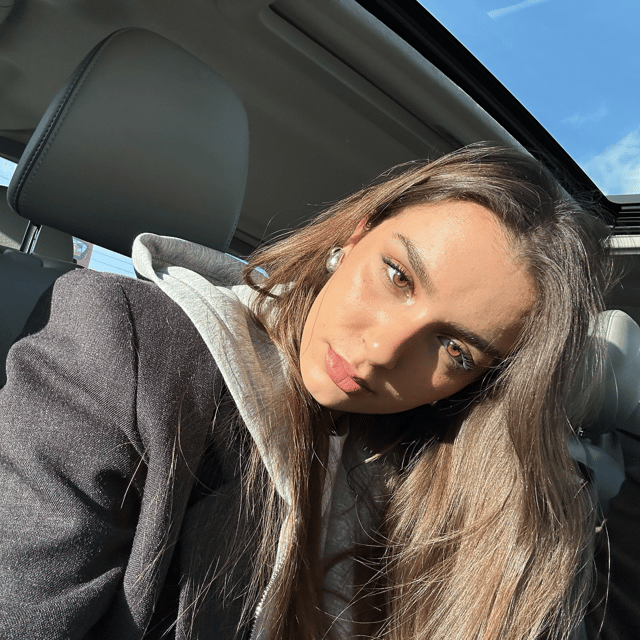 sola chanteuse belge Image