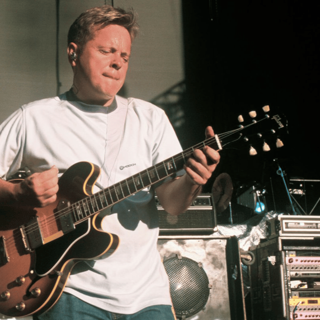 BERNARD SUMNER [New Order] AI Voice