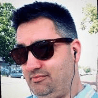 John Oppeneer AI Voice