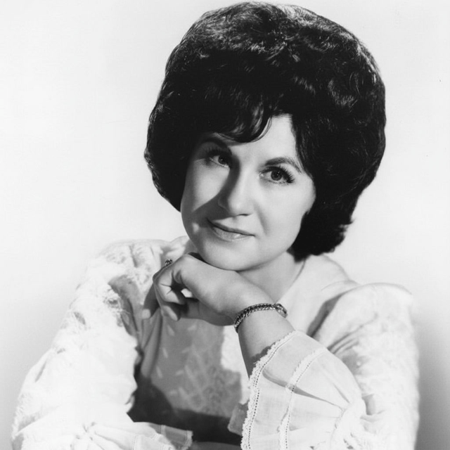 Dottie Deleonibus (voice)  AI Voice